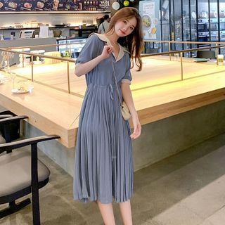 Short-sleeve Accordion Pleat Midi A-line Dress