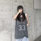 Lettering Numbers Sleeveless Round Neck T-shirt Gray - One Size