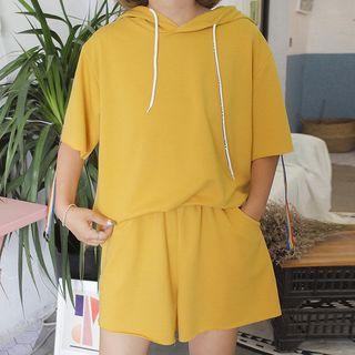 Set: Short-sleeve Rainbow Strap Hoodie + Shorts