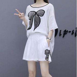 Set: Ribbon Print Elbow-sleeve T-shirt + Shorts