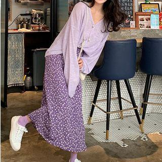 Faux Pearl Button Cardigan / Floral Midi Skirt