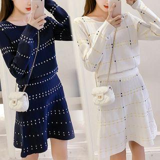 Set: Pattern Sweater + A-line Knit Skirt