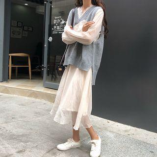 V-neck Knit Vest / Long-sleeve Lace Trim Midi A-line Dress