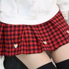 Heart-embroidered Gingham Mini Pleat Skirt