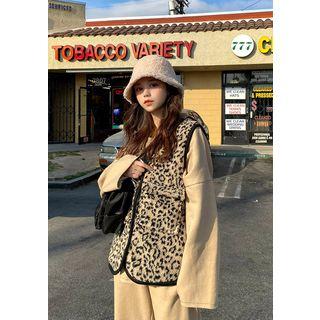 Buttoned Leopard Sherpa-fleece Vest