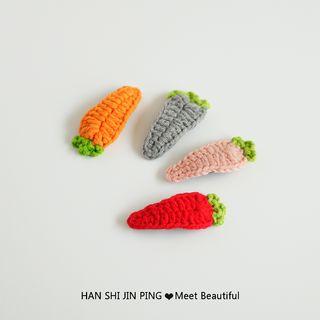 Carrot Knit Hair Clip