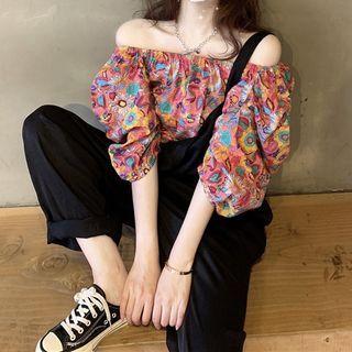 Off-shoulder Flower Print Top / Plain Jumper Pants