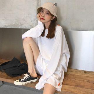 Set: Long-sleeve Crew-neck T-shirt + Shorts