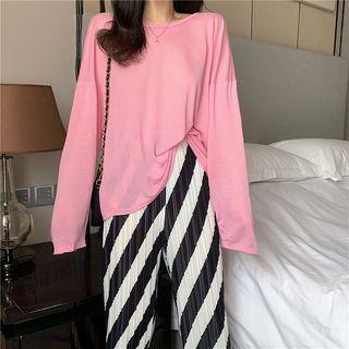 Long-sleeve Slit Back T-shirt / Diagonal Striped Wide-leg Pants