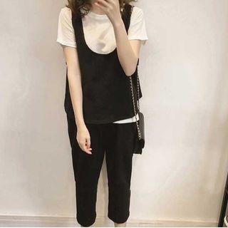 Set: Short-sleeve T-shirt + Tank Top + Cropped Straight-leg Pants