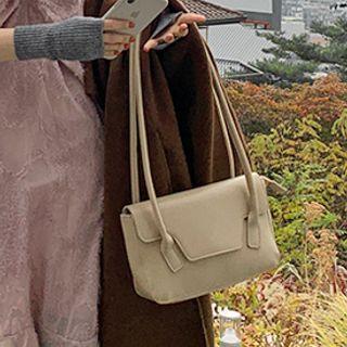 Long-strap Flap Tote