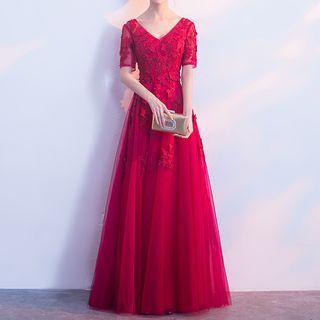 V-neck Flower Applique Short-sleeve A-line Evening Gown