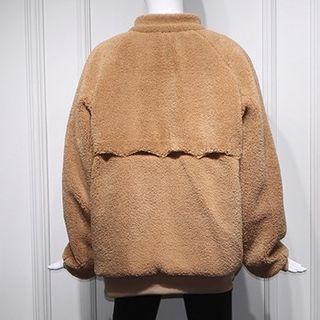 Faux Shearling Zip Jacket / Jacquard Cardigan / T-shirt