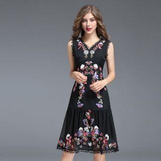 Lace Trim Embroidery A-line Dress