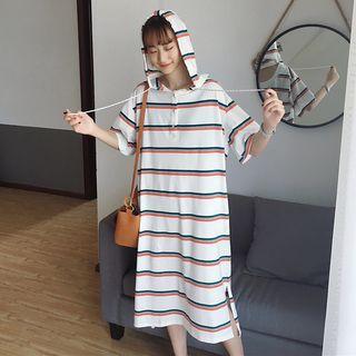 Short-sleeve Hooded Striped Midi T-shirt Dress