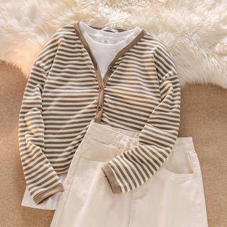 Striped Cardigan / Long-sleeve T-shirt / Straight Leg Jeans