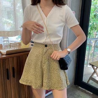 Buttoned Short Sleeve V-neck Top