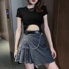 Short-sleeve Cropped T-shirt / A-line Skirt / Set