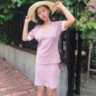 Set: Two-tone V-neck Short-sleeve Top + Mini Skirt