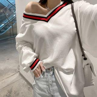 V-neck Piped Sweatshirt