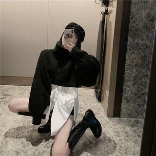 Long-sleeve Shirt / Crop Sweater