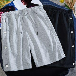 Buttons-decoration Plain Shorts