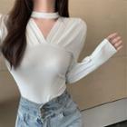 Long-sleeve V-neck Choker Top