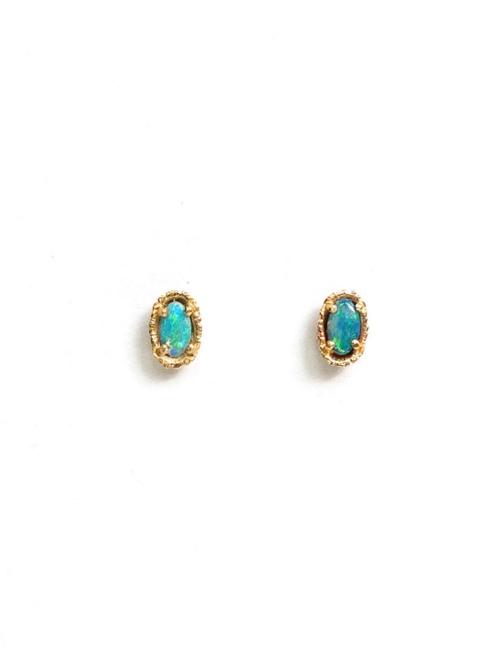 N+a New York Small Oval Opal Posts