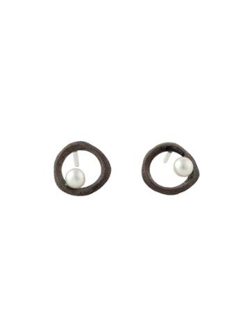 Ariko Open Circle Studs With Pearls