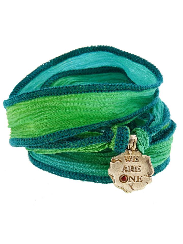 Catherine Michiels We Are One - Bronze