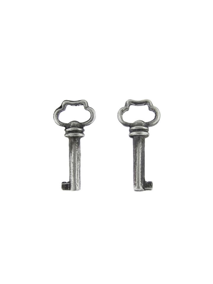 Workhorse Toya Studs