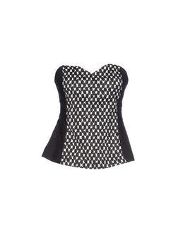 H&sup2;o Luxury Tops