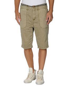 Red Soul Bermudas