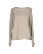 Bia Gho's Sweaters