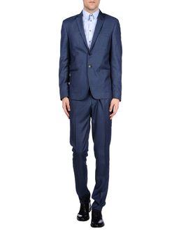 Tredici D13 Suits
