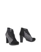 Cervone Ankle Boots