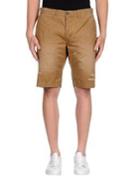 C.p. Company Bermudas