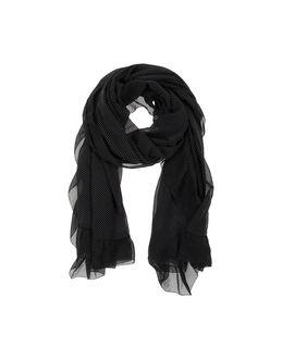 Escada Stoles