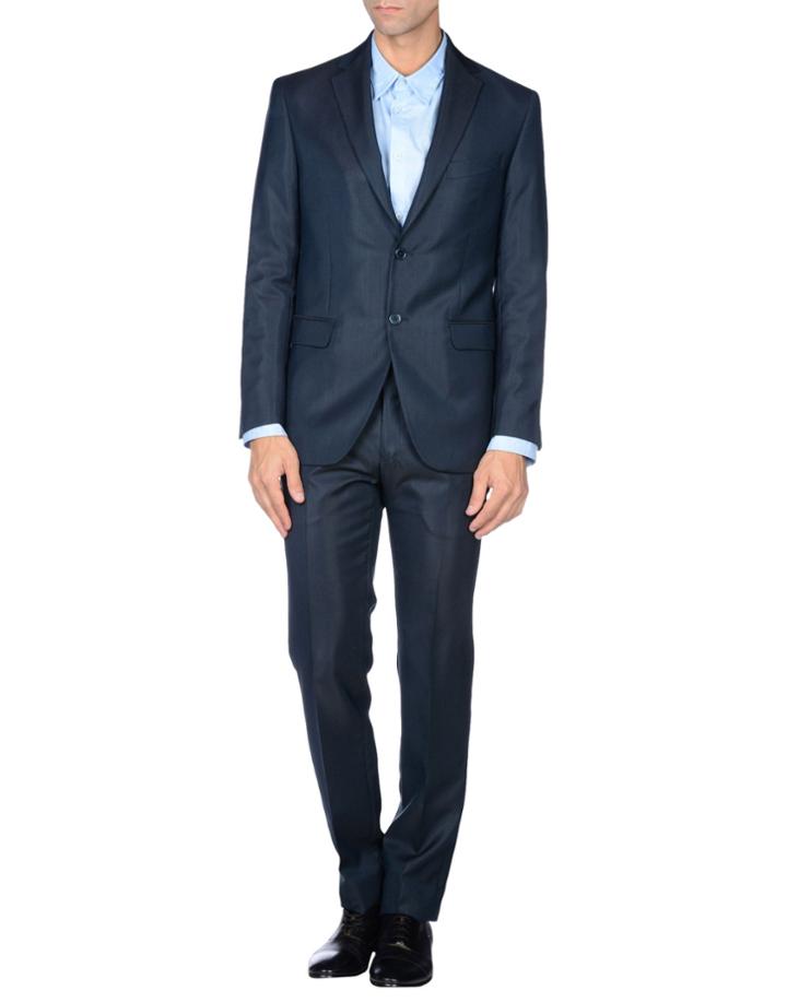 Roveraia Suits