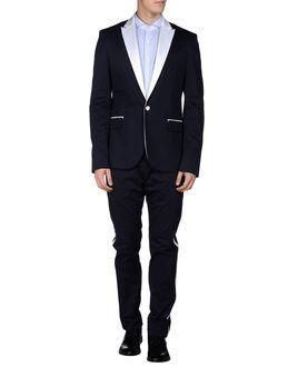 Pierre Balmain Suits