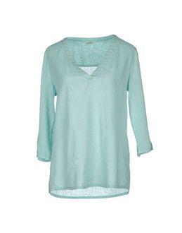 Closed Blouses