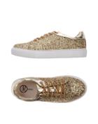 Relish Sneakers