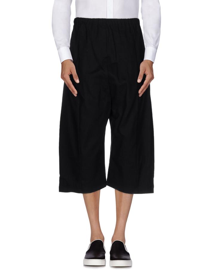 Blood Bond 3/4-length Shorts