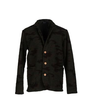 Makia Blazers