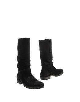 Vic Boots