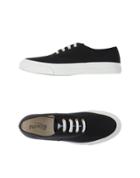 Maison Kitsun  Sneakers