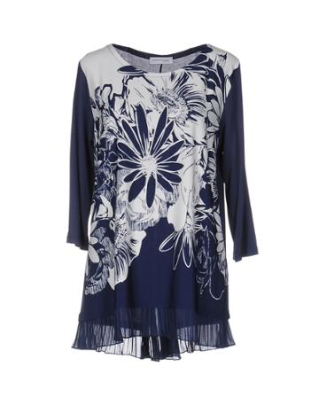 Marina De Rosa T-shirts