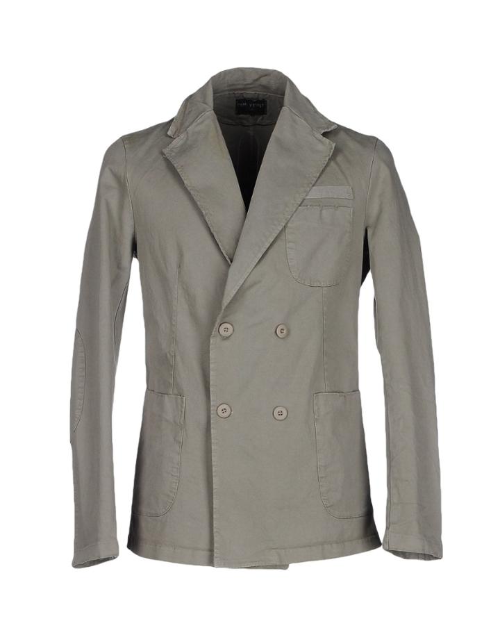 Family First Milano Blazers