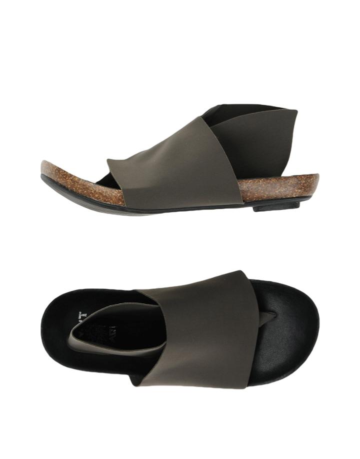 Vint Age Toe Strap Sandals