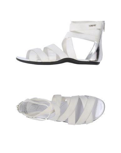 Dkny Sandals